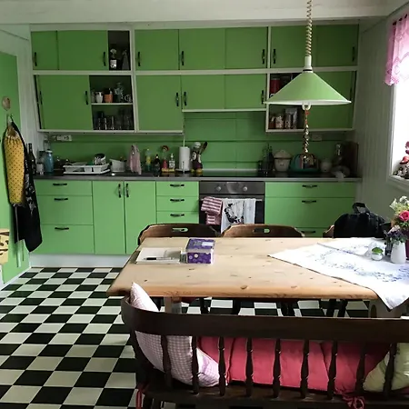 Hogberget Loft With 3 Bedrooms And Private Bathroom Homestay *