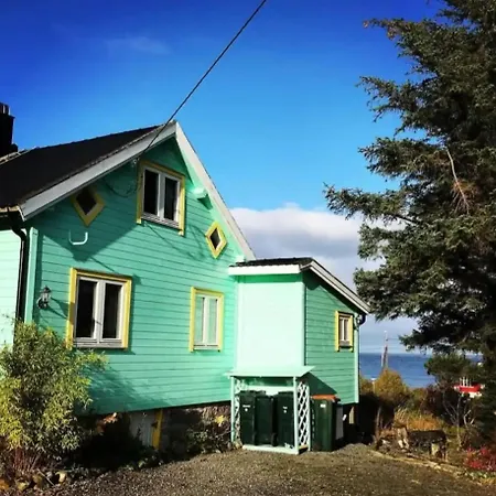 Hogberget Loft With 3 Bedrooms And Private Bathroom Homestay *